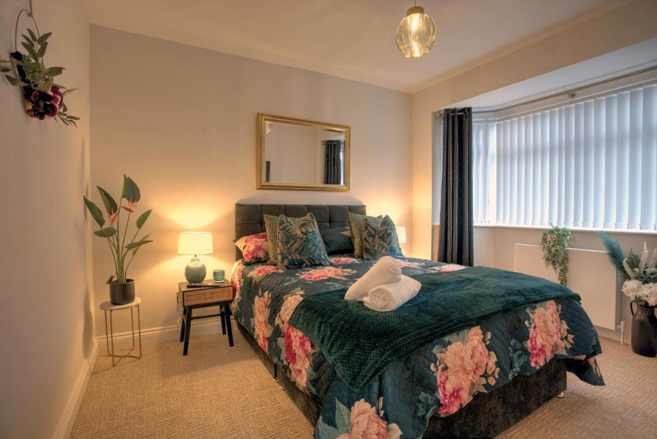 The Belfast Boutique Central Cozy Sleeps7 (Adults Only) Экстерьер фото